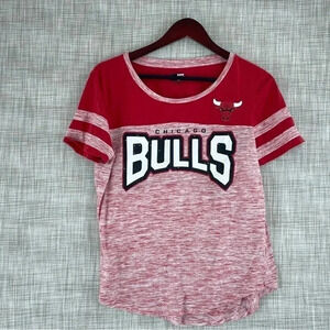 Chicago Bulls New Era Womens Size L Short sleeve shirt 2141